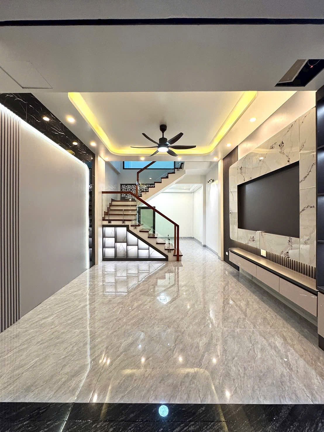 Bán nhà ngõ phố Trương Hán Siêu, ph Nhị Châu, TP HD, hơn 40m2, 3 tầng, 3 ngủ, 3 vs, 1.85 tỷ 16008254