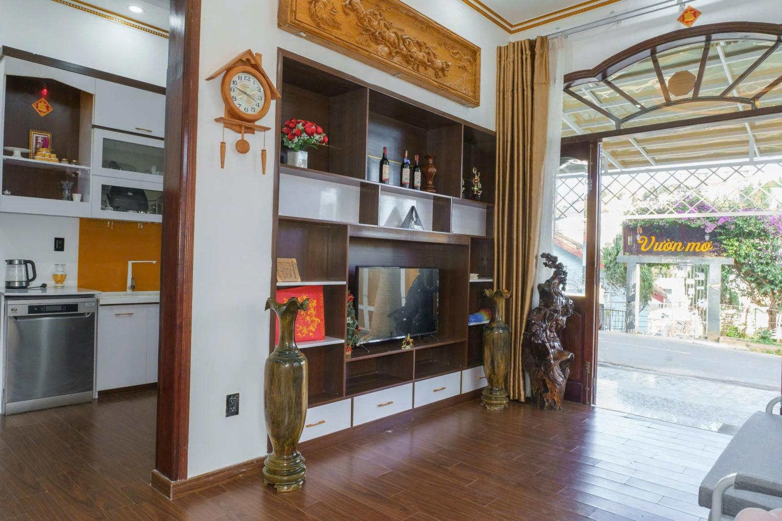 Cho thuê villa sân vườn full nội thất cao cấp có bồn tắm đường Vạn Kiếp giá 20 triệu tại Đà Lạt Lâm 16008274