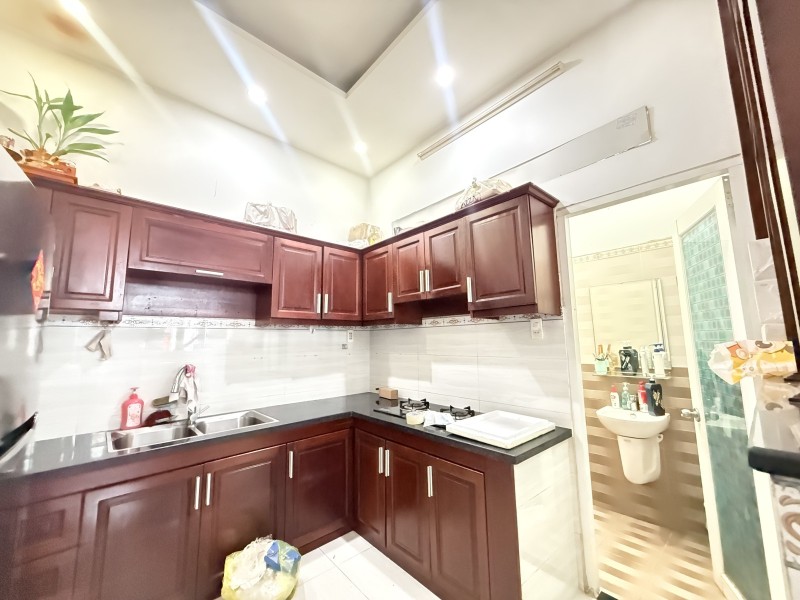 Bán nhà 4 tầng đường số 6, Linh Tây, Thủ Đức, TP HCM. DT 62m2, sổ hồng riêng.  Giá 5,18 tỷ. 16008283