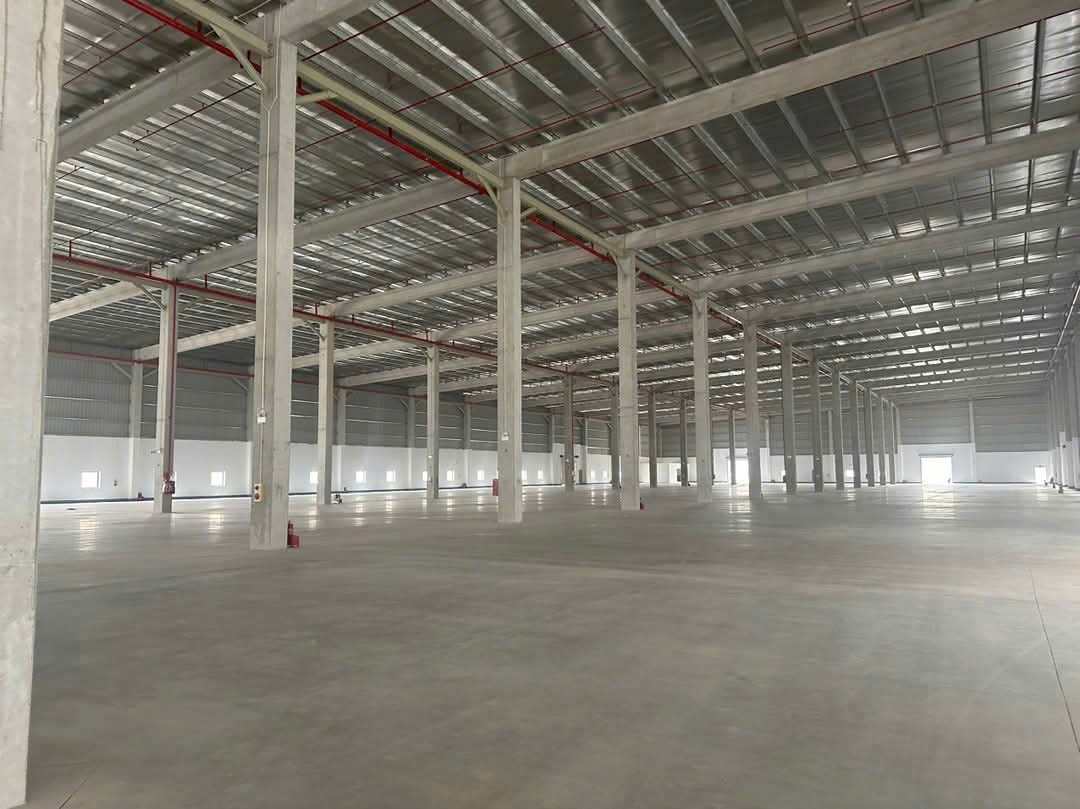 CHO THUÊ 12.000M² NHÀ XƯỞNG MỚI XÂY TẠI KCN QUANG MINH - MÊ LINH - HN 16008338