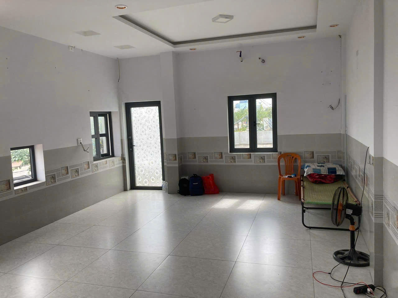 CHO THUÊ NHÀ 3 TẦNG LÀM VĂN PHÒNG – MẶT TIỀN TÂY SƠN, PHƯỜNG QUANG TRUNG, TP QUY NHƠN, TỈNH BÌNH 16008341