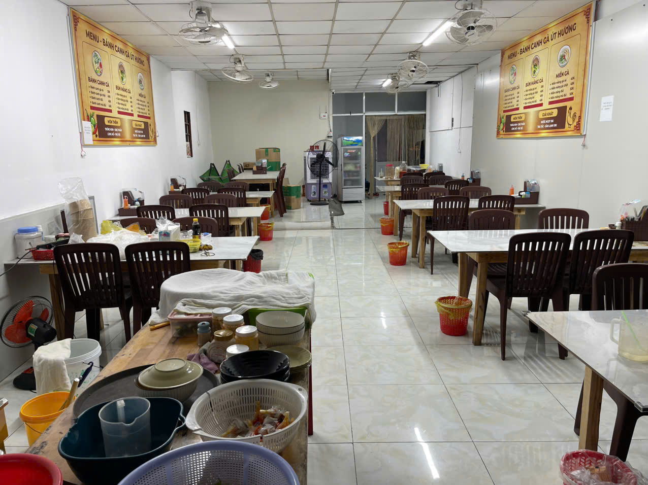SANG BAO RẺ QUÁN BÁNH CANH ĐẸP CHỈ 149 tr, MB THUÊ CHỈ : 13 tr / tháng, MT ĐƯỜNG TRUNG TÂM THỦ DẦU 16008355