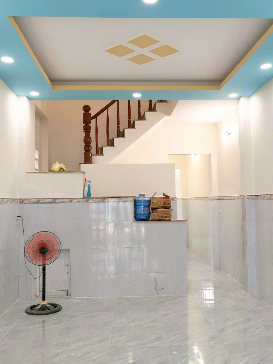 CẦN BÁN 80M2 4X20 NHÀ 2 TẦNG ĐẸP LUNG LINH ĐƯỜNG XE HƠI TỚI NHÀ 16008400
