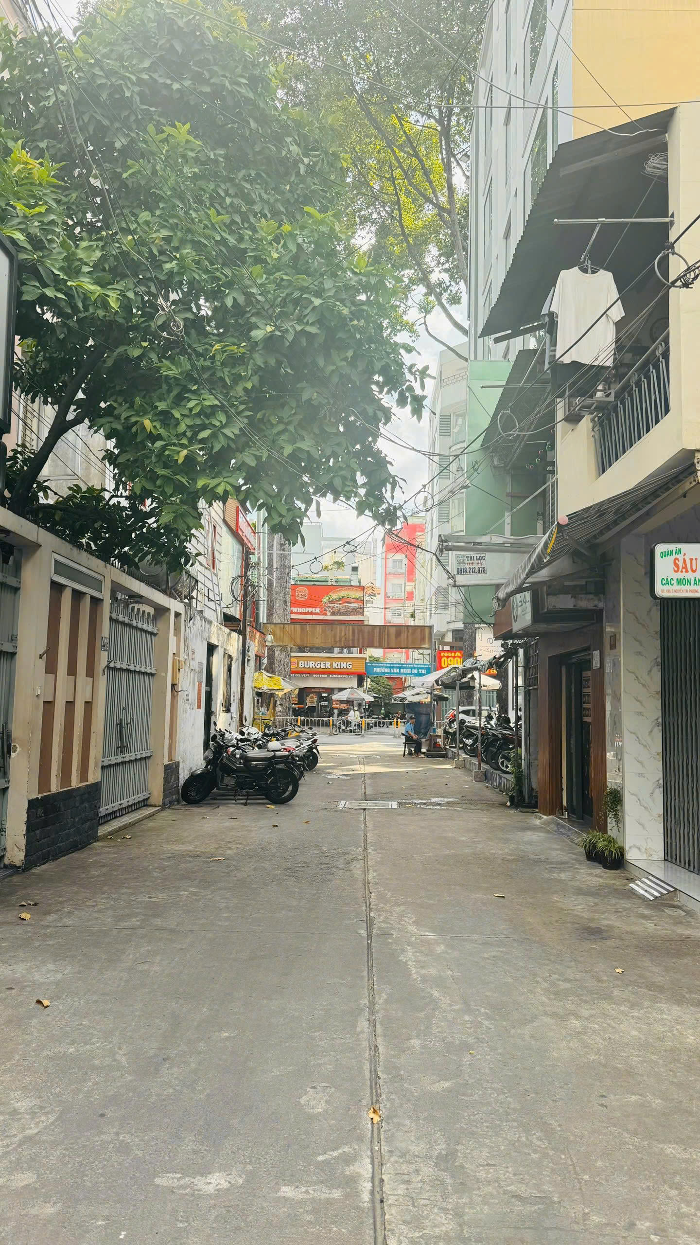 Bán nhà hẻm 8m 2 xe ô tô tránh nhau 490 Nguyễn Tri Phương 16008412
