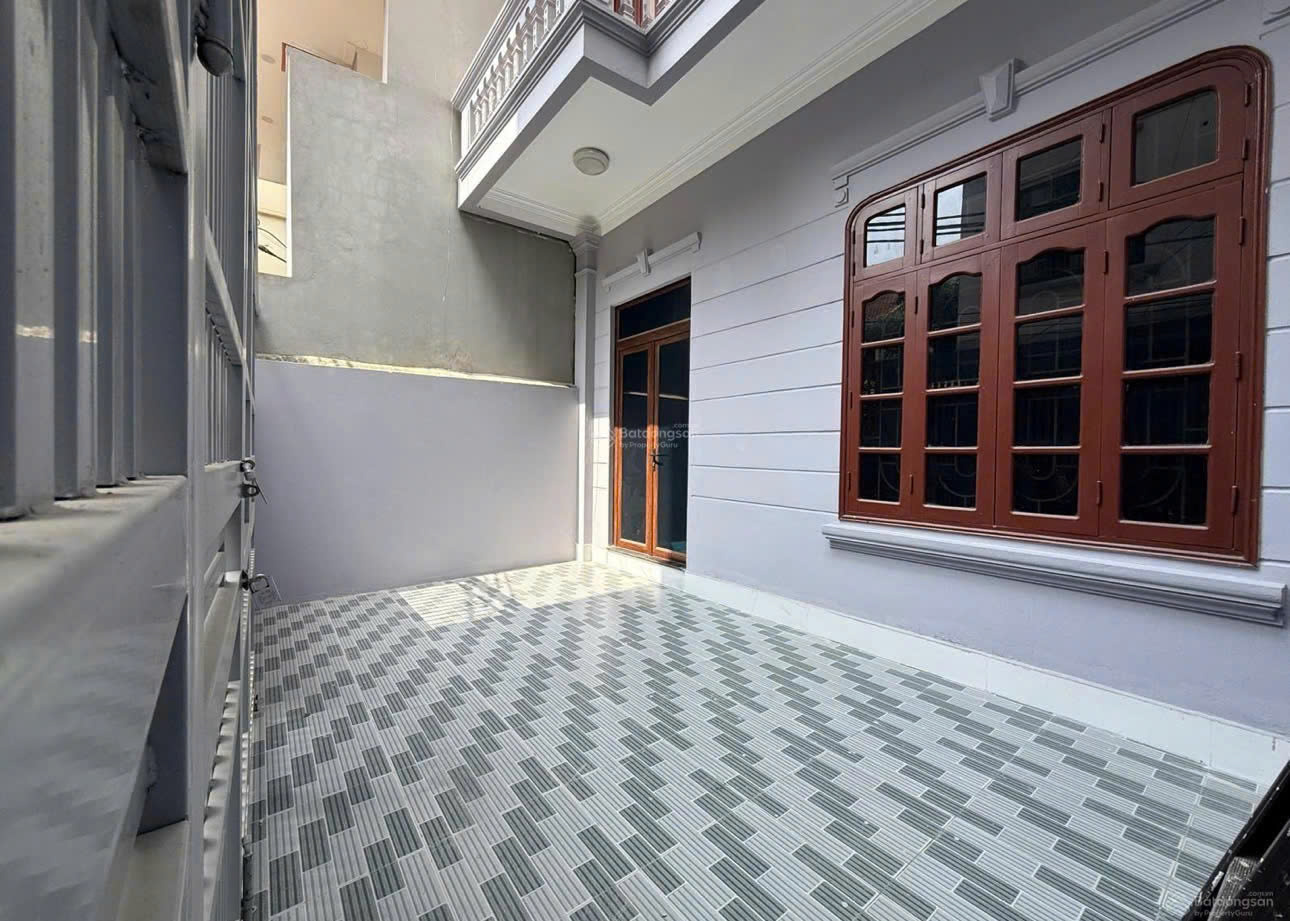 CHO THUÊ NHÀ 3 TẦNG - Ô TÔ ĐỖ SÂN tại PHÚ THƯỢNG, TÂY HỒ, HÀ NỘI- GIÁ 15TR/ THÁNG 16008417