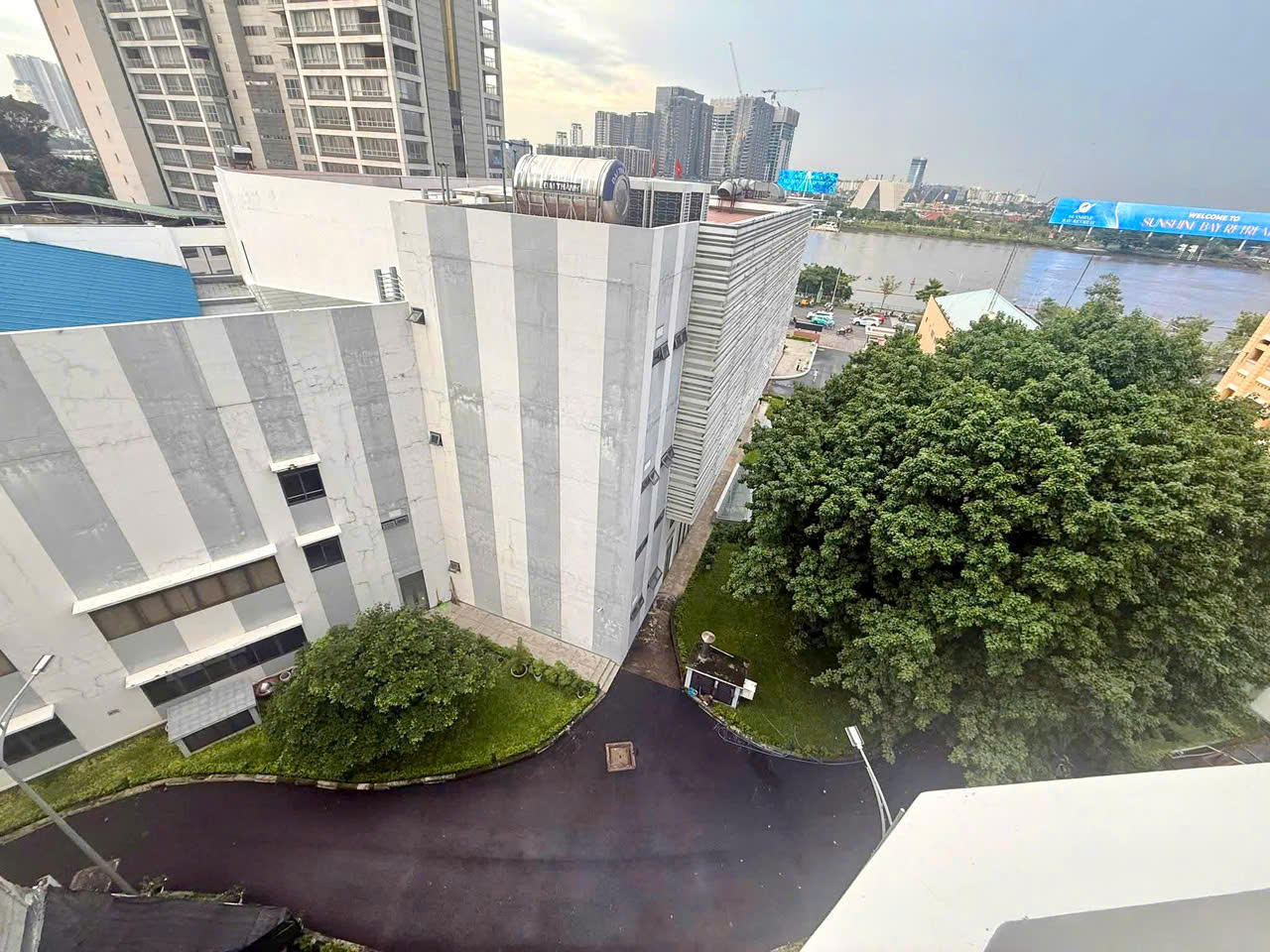 QUẬN 1: CHÍNH CHỦ 0938676686 BÁN TÒA NHÀ 8 TẦNG MẶT TIỀN THI SÁCH VIEW TOÀN CẢNH SG- DT 76M2 NỞ HẬU 16008420