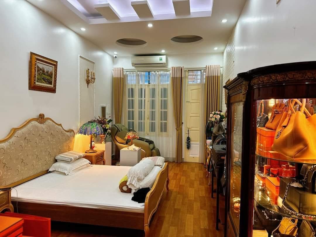 SIÊU PHẨM NHÀ ĐẸP LINH LANG PHỐ VIP BA ĐÌNH KD Ô TÔ ĐỖ CỬA Ô CHỜ THANG MÁY 63M X 5 TẦNG MT 4M NHỈNH 20 TỶ 16008449