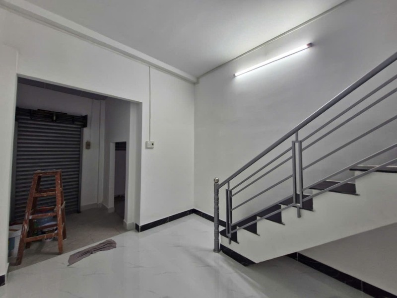 Bán nhà đường Số 13, Linh Chiểu, Thủ Đức, TP HCM. DT 68m2, 3 tầng, sổ hồng riêng, giá 4.98 tỷ. 16008477