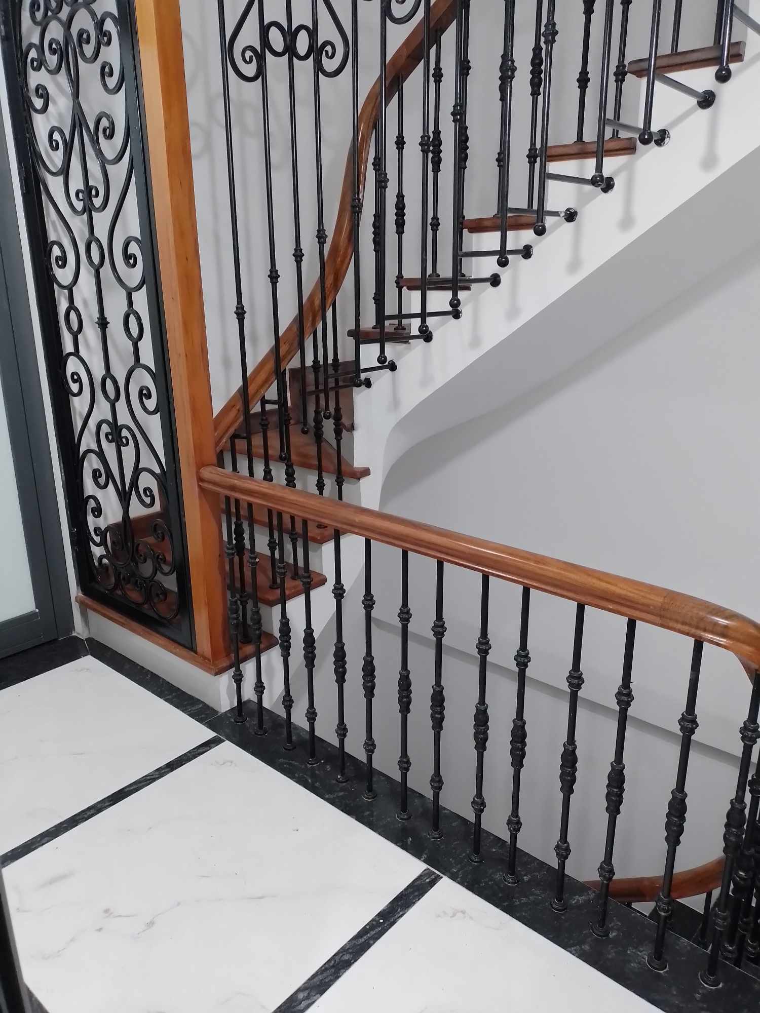 Cho thuê nhà, THANG MÁY, 95m2- 5T, Hàng Điếu, Hàng Da, Hàng Nón -24 tr 16008502