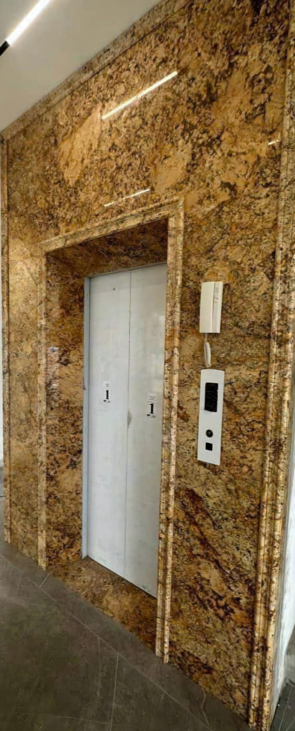 Cho thuê nhà, 77m2- 5T, Đào Duy Từ, Mã Mây, Hàng Bạc, Hoàn Kiếm -37 tr 16008510