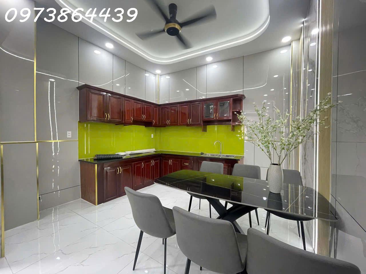 NHÀ ĐẸP 3 TẦNG –GIÁP LÂM THỊ HỐ – GẦN CITY HIỆP THÀNH - TẶNG FULL NỘI THẤT – 58M² – GIÁ 5,6 TỶ 

 16008560