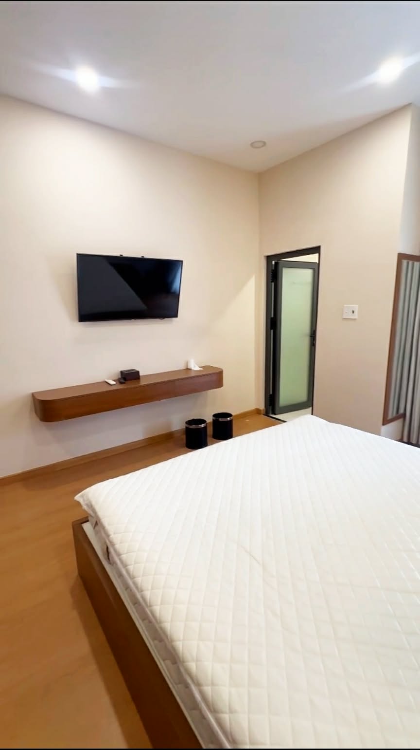 SIÊU PHẨM AIRBNB – DOANH THU KHỦNG 2,4 TỶ/ NĂM – LÝ TỰ TRỌNG QUẬN 1 – GIÁ 32 TỶ 16008589