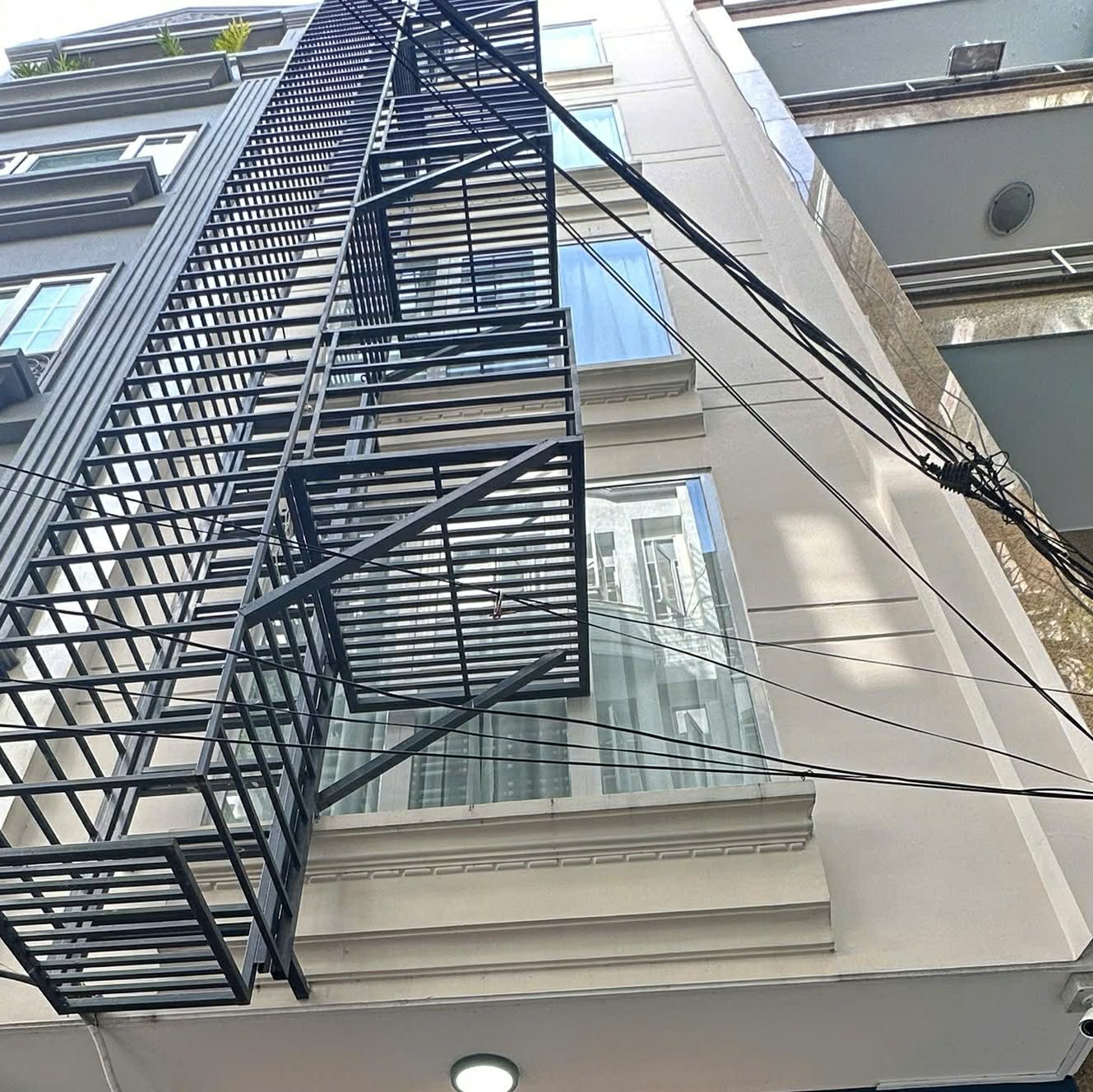 SIÊU PHẨM AIRBNB – DOANH THU KHỦNG 2,4 TỶ/ NĂM – LÝ TỰ TRỌNG QUẬN 1 – GIÁ 32 TỶ 16008589