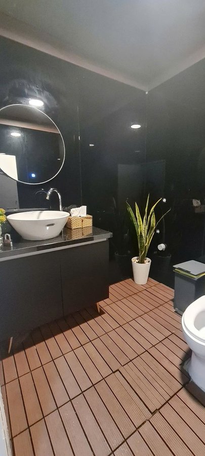 HẠ 2 TỶ RƯỠI - BÁN NHANH CĂN NHÀ 4 TẦNG - DÒNG TIỀN SẴNG 35TR/TH – LÊ THÁNH TÔN QUẬN 1 – GIÁ 15.5 TỶ. 16008602