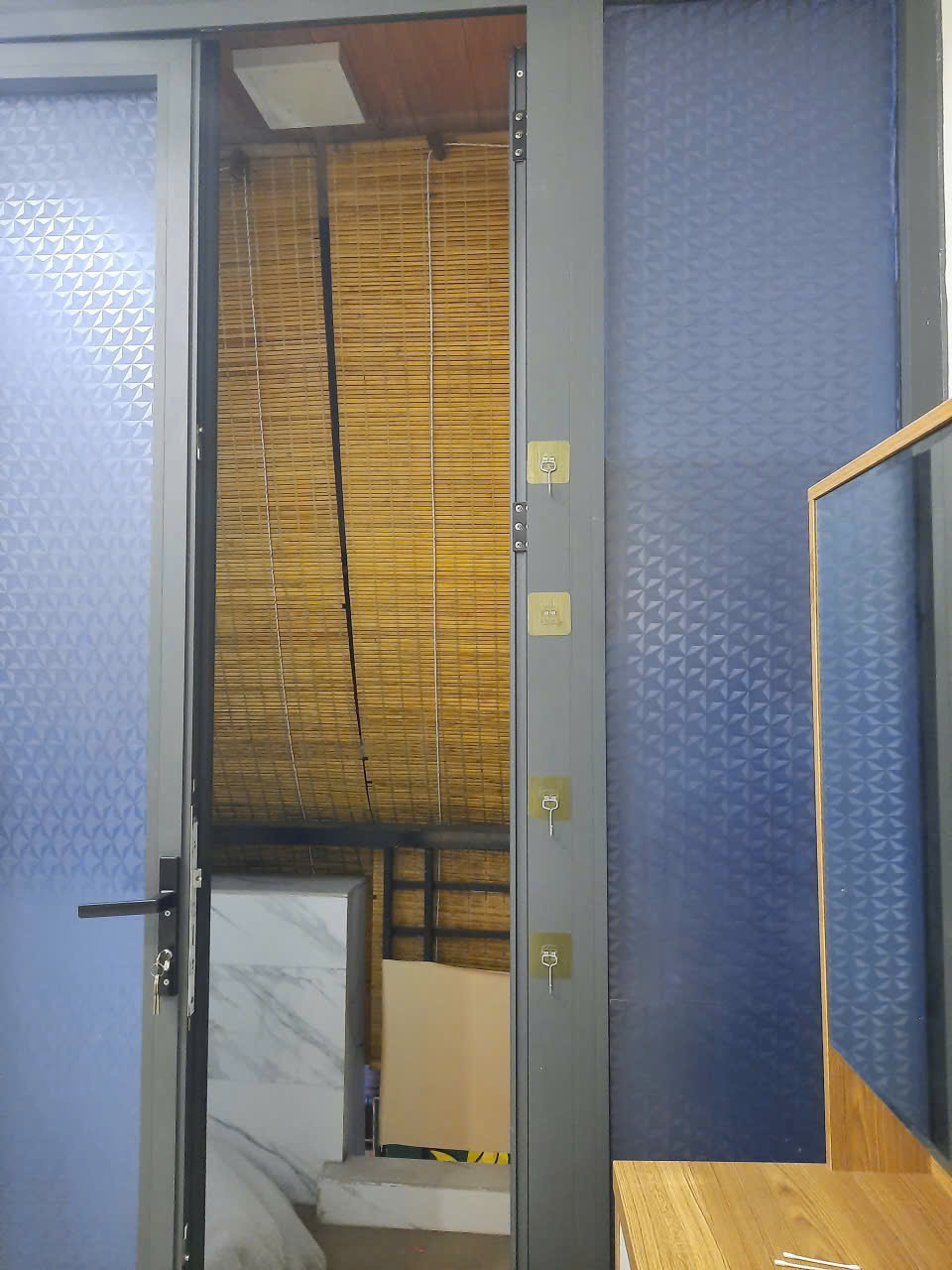 CHÍNH CHỦ CHO THUÊ PHÒNG ĐẸP BAN CÔNG RỘNG – NGAY TRUNG TÂM QUẬN 10 16008633