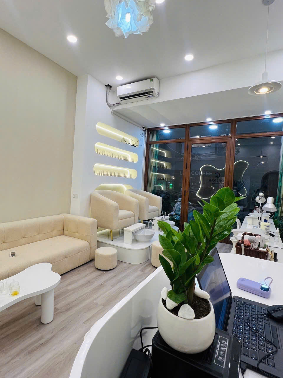 SANG NHƯỢNG TOÀN BỘ TIỆM NAIL – MORI NAIL PHỐ NGUYÊN HỒNG, LÁNG HẠ, ĐỐNG ĐA, HÀ NỘI 16008653