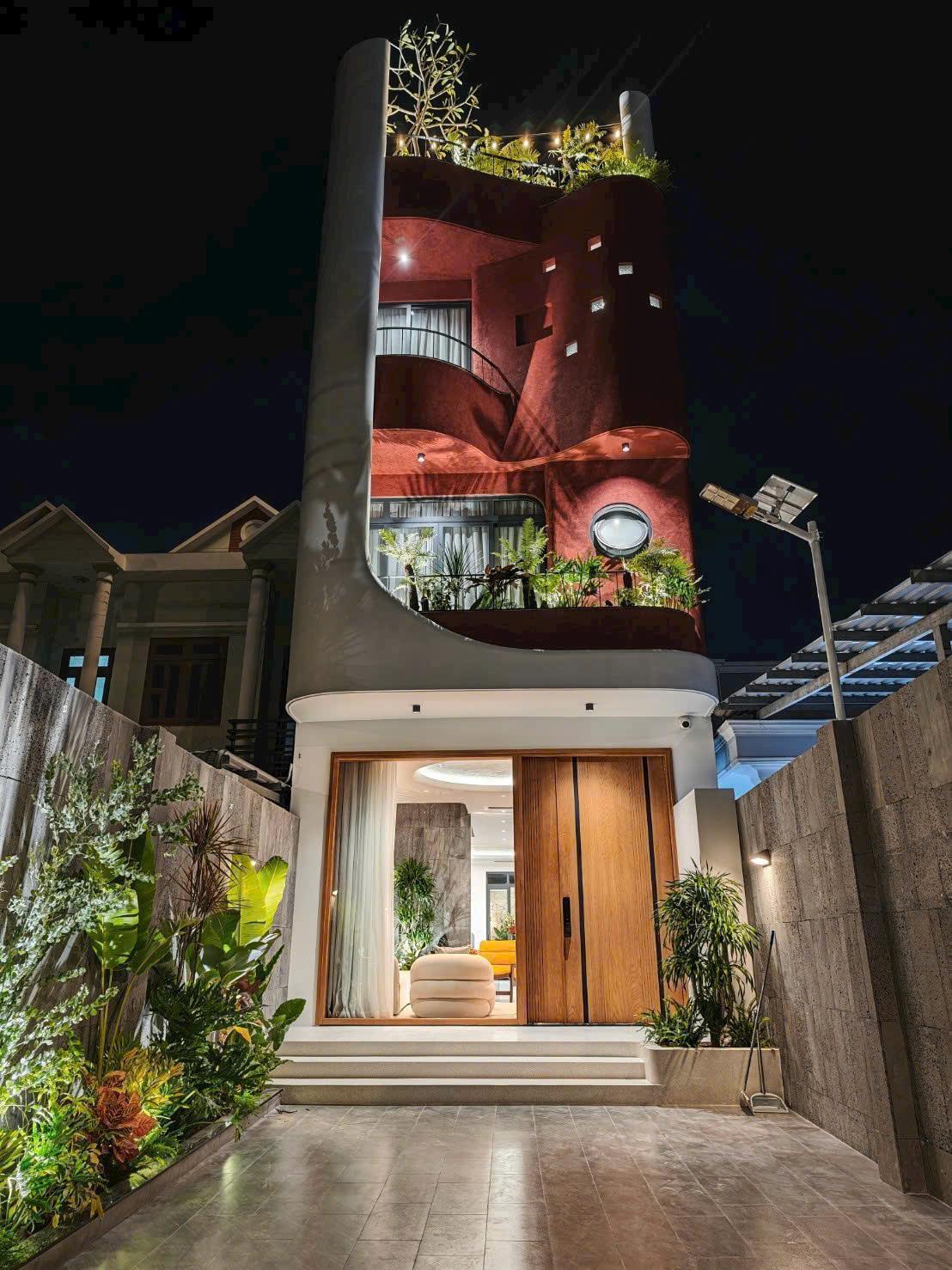 MẶT TIỀN DƯƠNG CÁT LỢI, 5X30M, CÓ THANG MÁY, NỘI THẤT ĐỈNH CAO 16008664