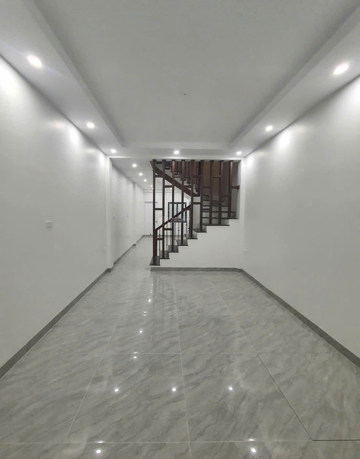 CHO THUÊ NHÀ ĐẸP NGÕ 612 LA THÀNH – BA ĐÌNH  54M² × 4 TẦNG  20 TRIỆU/THÁNG 16008692