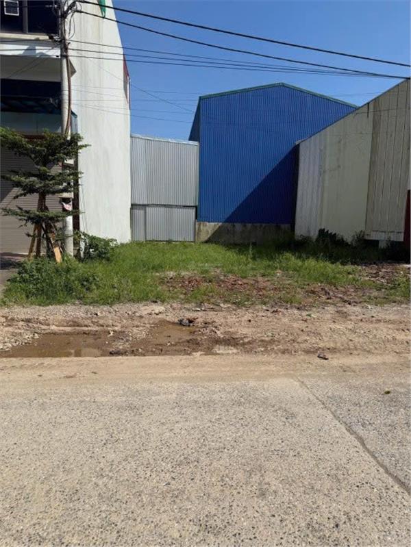 Cần bán mảnh đất 183,1 m² mặt tiền 9,53m khu cụm cn phùng xá -23 tỷ 16008753