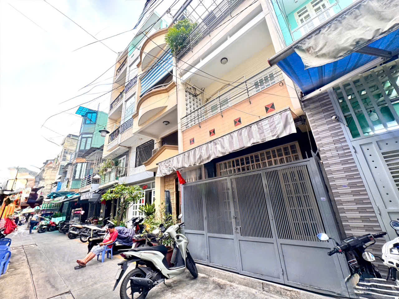 PHỐ HOA NỔI TIÊNG HỒ THỊ KỶ, QUẬN 3 BÁN NHÀ 4 TẦNG- HXH 6M THÔNG- CHỈ 10,6T- KHU HIẾM NHÀ BÁN- VỊ 16008777