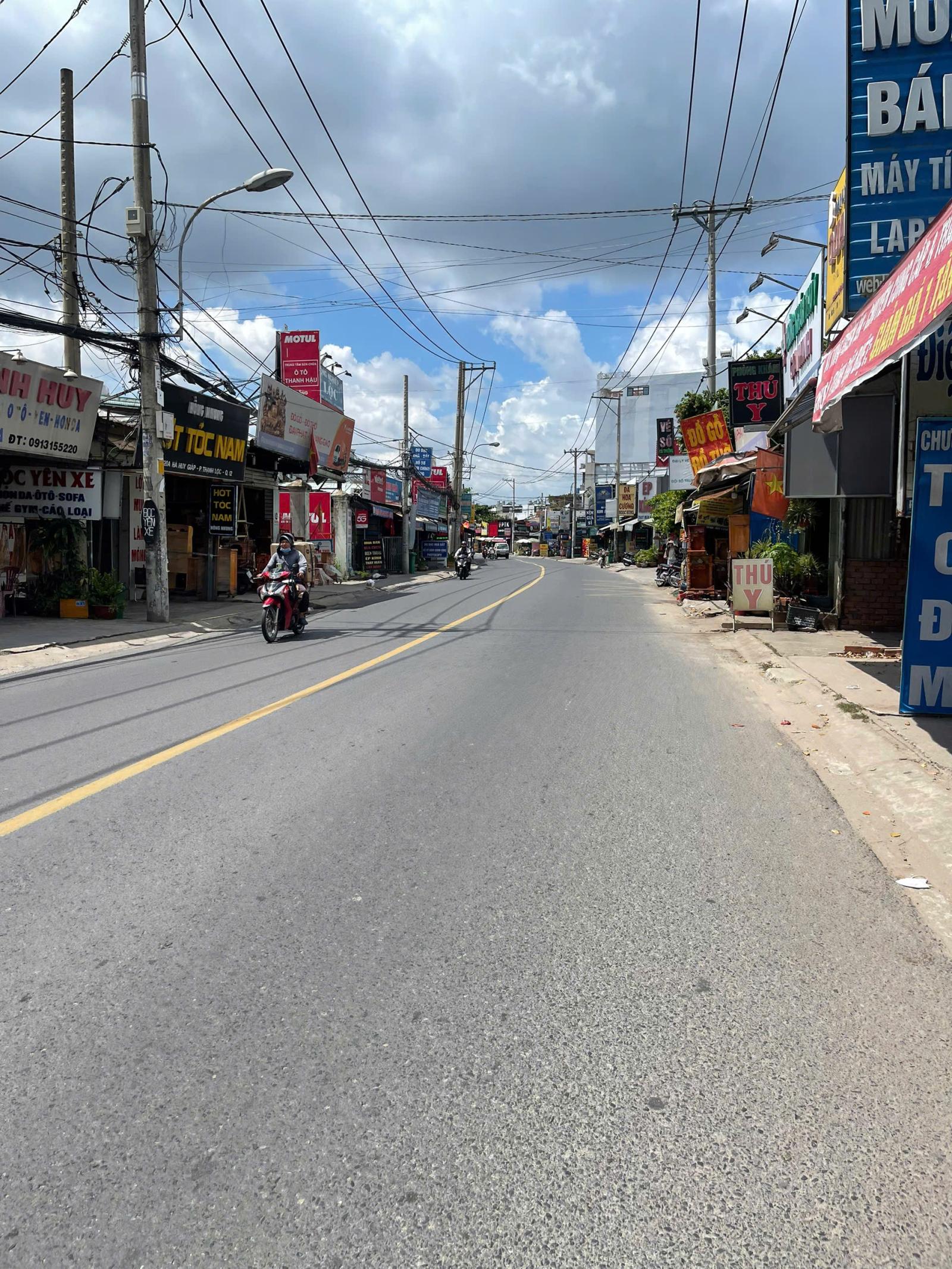 B.ÁN NHÀ GẦN CẦU AN LỘC – 148M² – SẴN 7 PHÒNG CHO THUÊ – DÒNG TIỀN 15TR/THÁNG - HXH 16008799