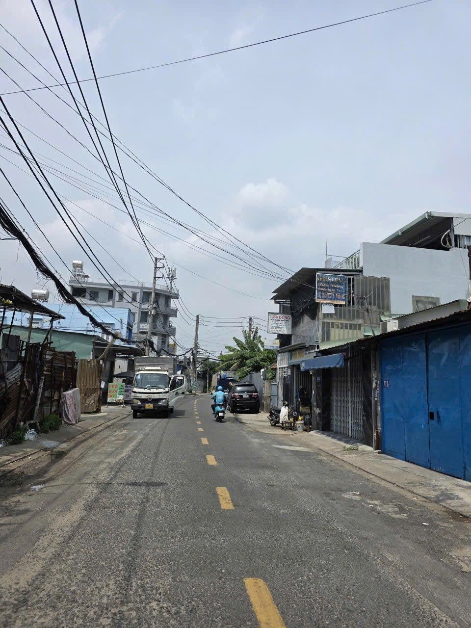 Bán nhà Cấp 4, Mặt tiền Đông hưng Thuận 45 - Quận 12, 11x20m, HĐT 20 triệu, chỉ 15,5 Tỷ. 16008815