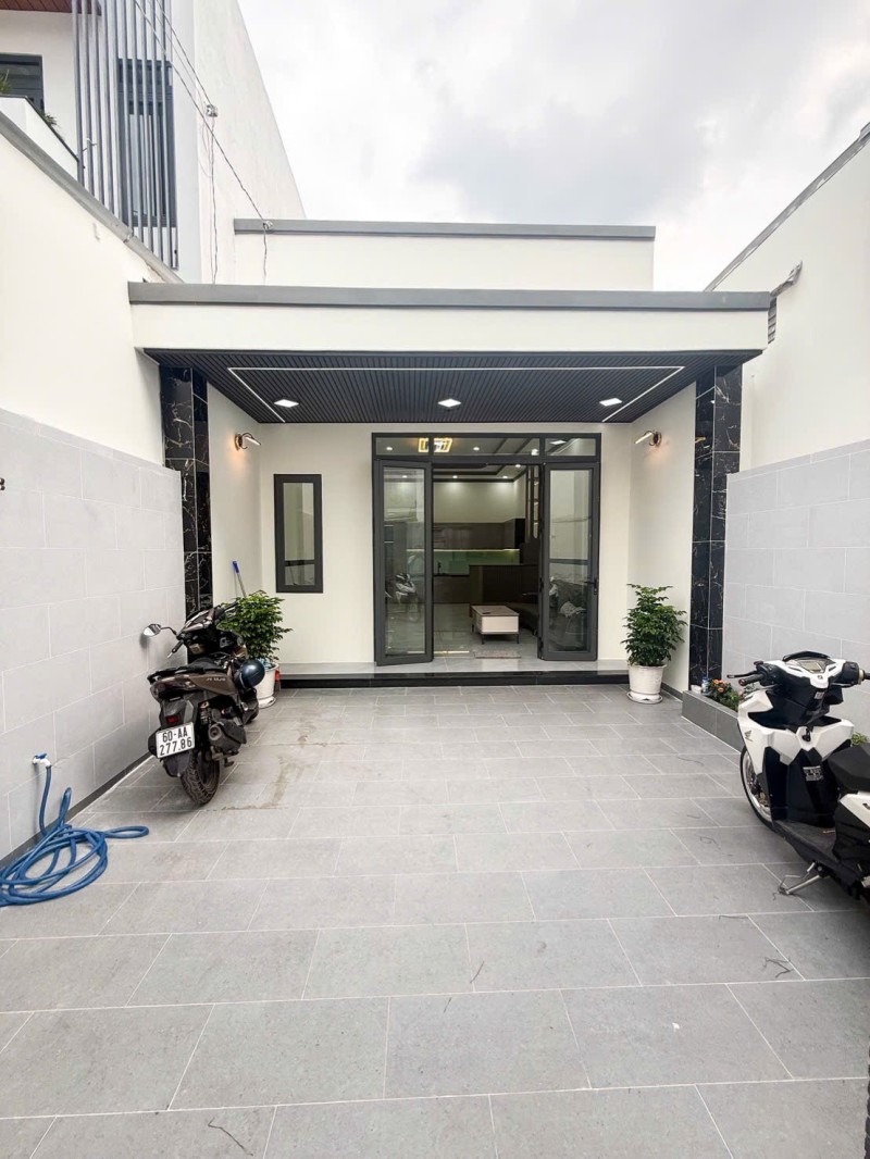 Bán nhà 120m2 Trung Tâm Biên Hòa,ngay cổng 2,SHR đường ô tô 16008853