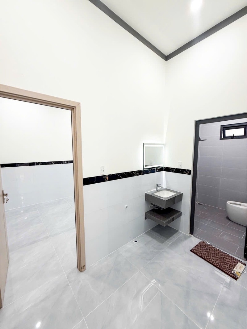 Bán nhà 120m2 Trung Tâm Biên Hòa,ngay cổng 2,SHR đường ô tô 16008853