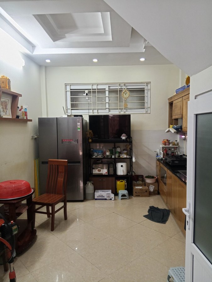 Bán Nhà Dương Quảng Hàm. Cầu Giấy. Ô Tô. DT 37m2. MT 3.5m. 5 Tầng. Giá 11.4 Tỷ. 16008883