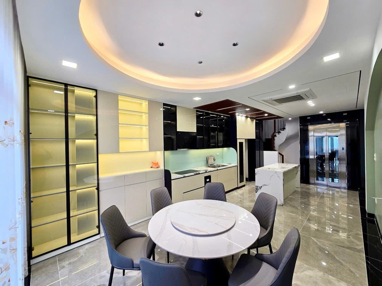 🔥 NHÀ PHÂN LÔ 918 QUÂN ĐỘI – VỈA HÈ, Ô TÔ TRÁNH – THANG MÁY – GARA 2 Ô TÔ – VIEW HỒ PHÚC ĐỒNG 💎 16008893