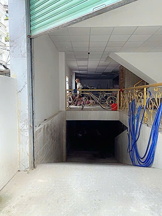 BÁN CĂN GÓC 2 MẶT TIỀN HXH Đ.NGUYỄN TRÃI, P.NGUYỄN CƯ TRINH, QUẬN 1- NGANG LỚN 12M*19M DTCN 225M2- 16008949