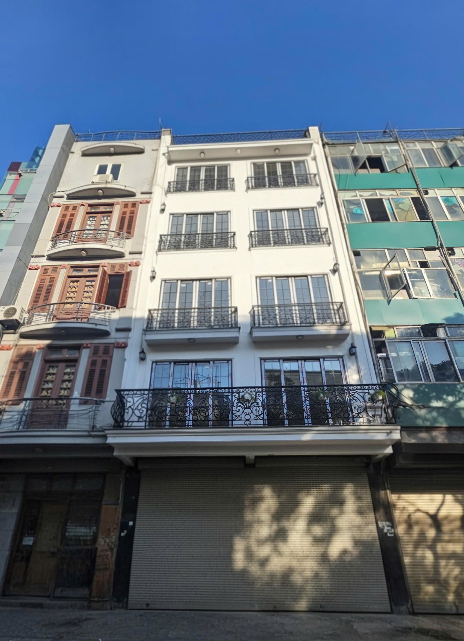 Cho thuê nhà, 102m2_ 5T; Huỳnh Thúc Kháng, Nguyên Hồng, Đống Đa -23 tr 16009014