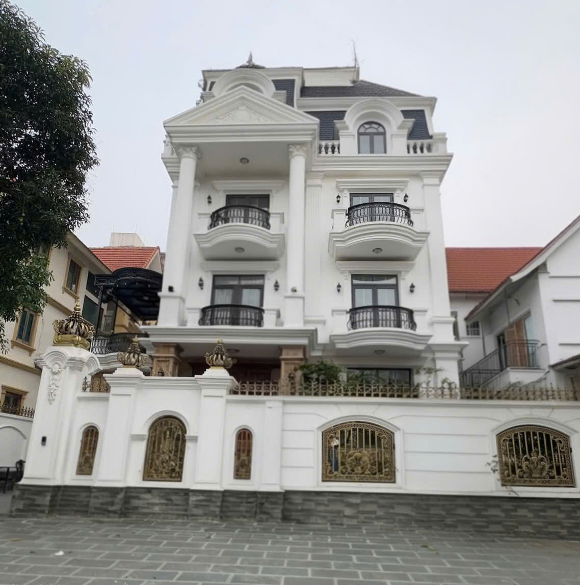 Nhà tôi cho thuê nhà, Lê Trọng Tấn, Hoàng Văn Thái,, 340m2x 4T -60 tr 16009033
