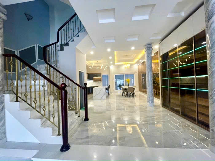QUẬN 1: HIẾM NGANG LỚN 6,5M*18M- BÁN NHÀ 4 TẦNG MỚI MẶT TIỀN HXH VÕ THỊ SÁU, P.TÂN ĐỊNH- TẶNG FULL 16009191
