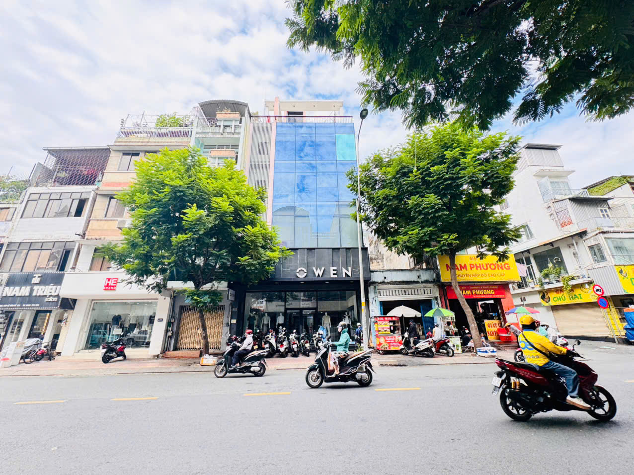 QUẬN 3: CHÍNH CHỦ XƯA 0938676685 BÁN NHÀ 2 TẦNG MẶT TIỀN LÊ VĂN SỸ, P.NHIÊU LỘC- DT 4M*20M VUÔNG 16009195