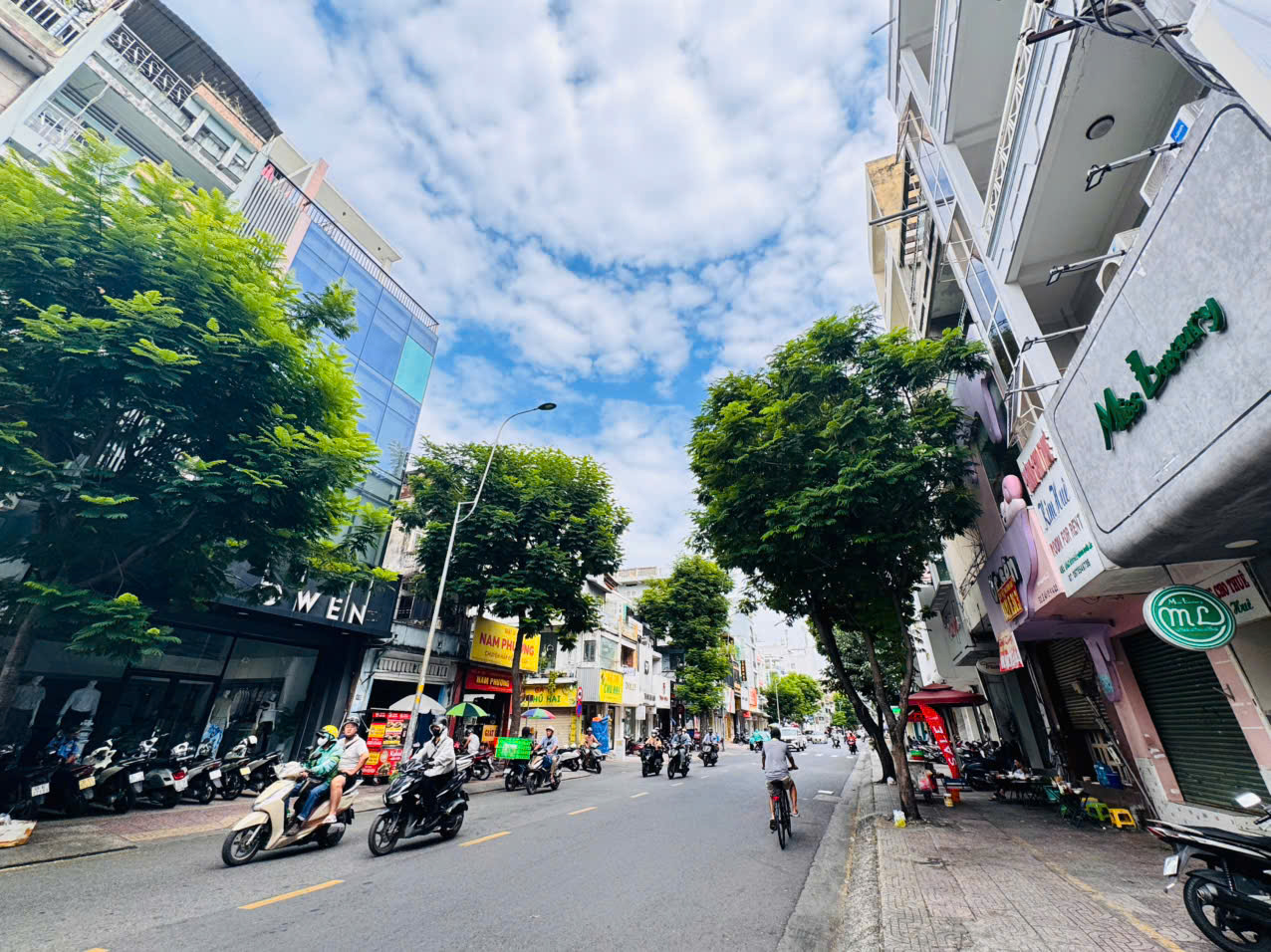 QUẬN 3: CHÍNH CHỦ XƯA 0938676685 BÁN NHÀ 2 TẦNG MẶT TIỀN LÊ VĂN SỸ, P.NHIÊU LỘC- DT 4M*20M VUÔNG 16009195