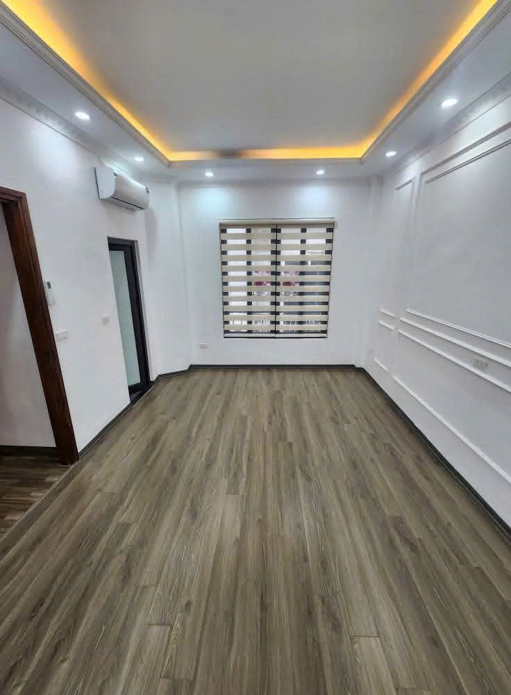 CHO THUÊ NHÀ ĐẸP 6 TẦNG PHÁO ĐÀI LÁNG – ĐỐNG ĐA, HÀ NỘI 16009324