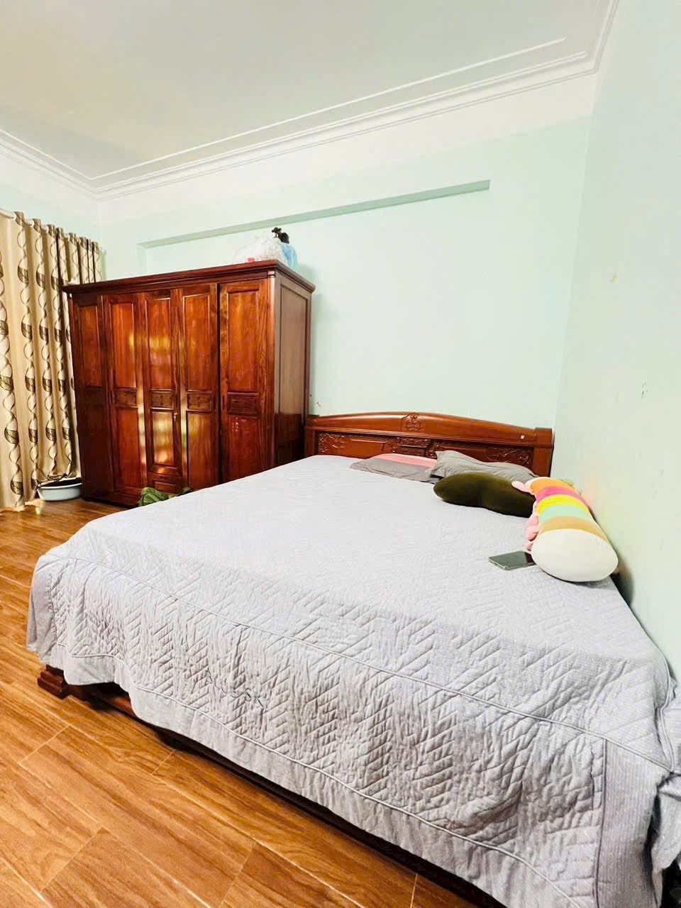 Cho thuê nhà 4 tầng mặt đường Đinh Tiên Hoàng, Đông Nam Cường, TP HD, 68m2, 4 ngủ 16009338