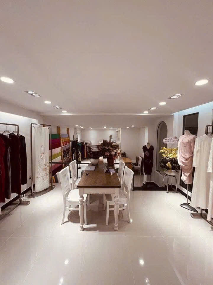 CHO THUÊ MẶT BẰNG - Nguyễn Thị Minh Khai, Q.1 - 5x12 - 32tr/tháng 16009360