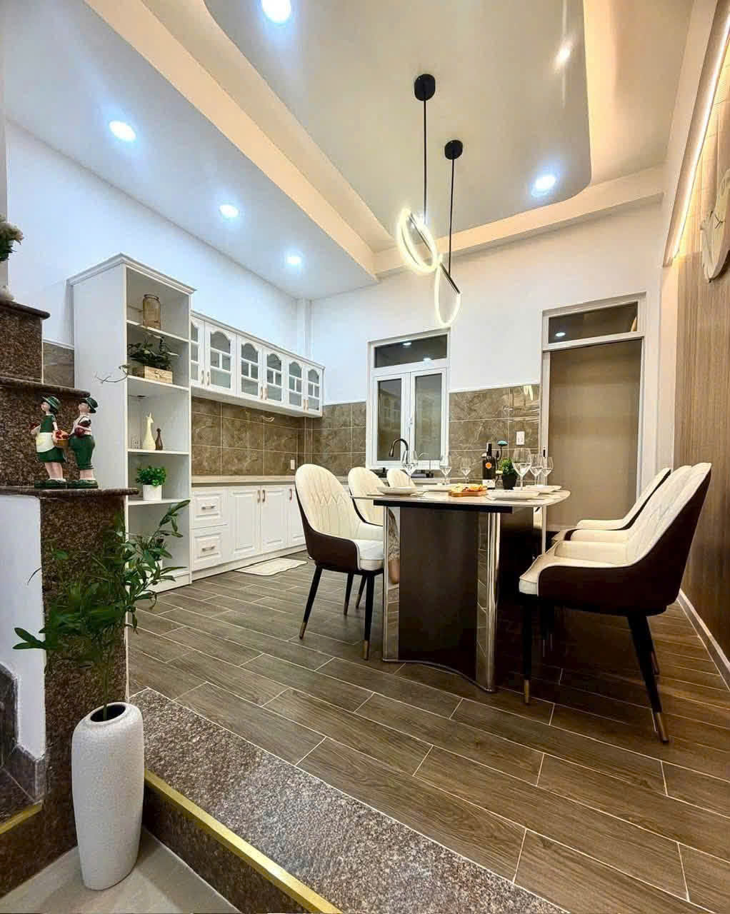 CHO THUÊ NHÀ - Chiến Thắng, P.9, Q.Phú Nhuận - 4pn 4wc - 22tr/tháng 16009364