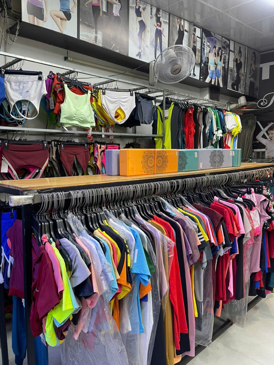 Sang Lại Shop Thời Trang Thể Thạo , MT đường Tân Hoà Đông, BTĐ , MB thuê chỉ : 6 tr, Tel : 16009405