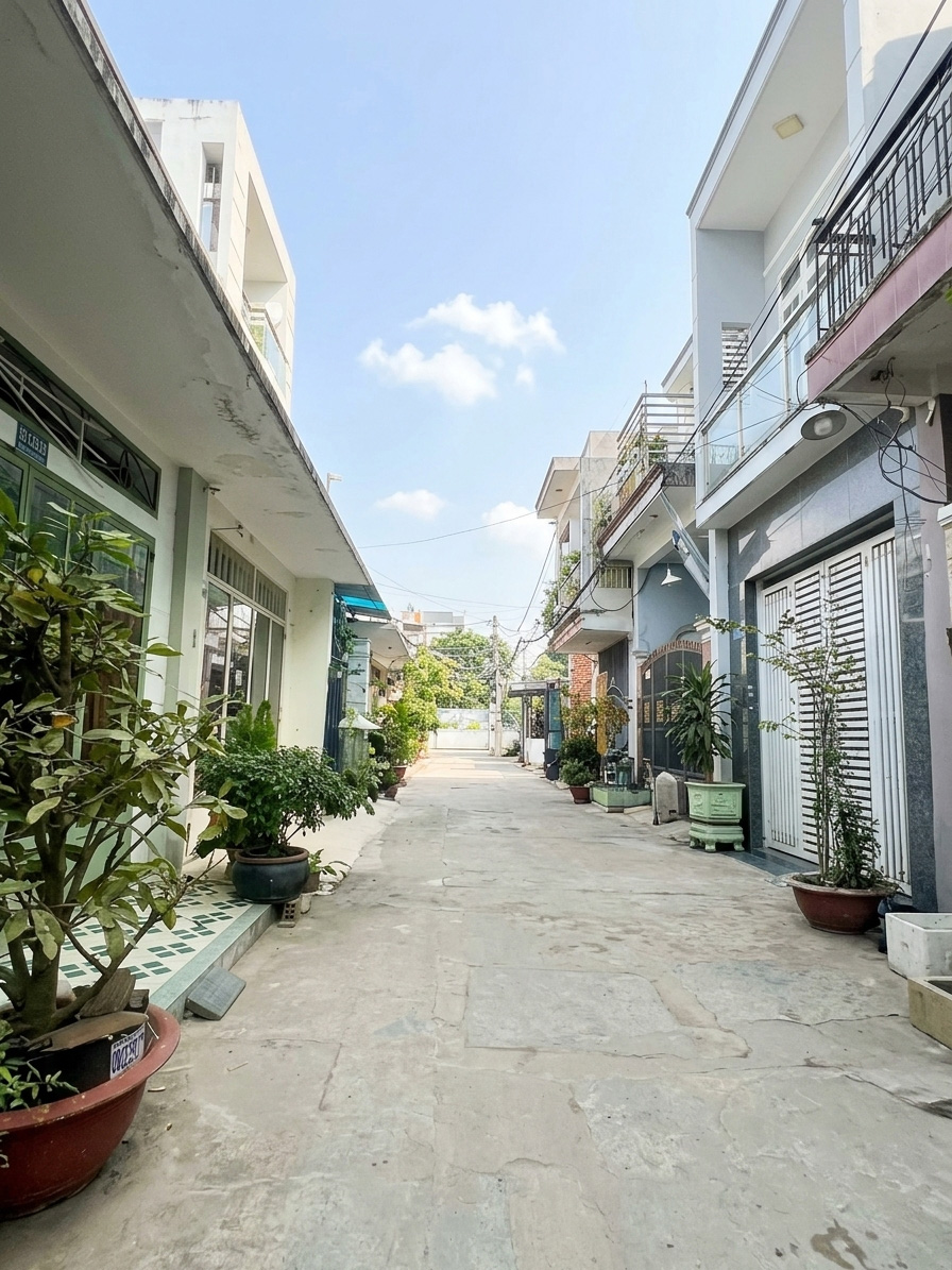 [O2943*] Giá Rẻ cạnh Chợ Xóm Mới - Nhà Thống Nhất vuông vức, Hẻm xe hơi 2T - Giá 5.x tỷ 16009416