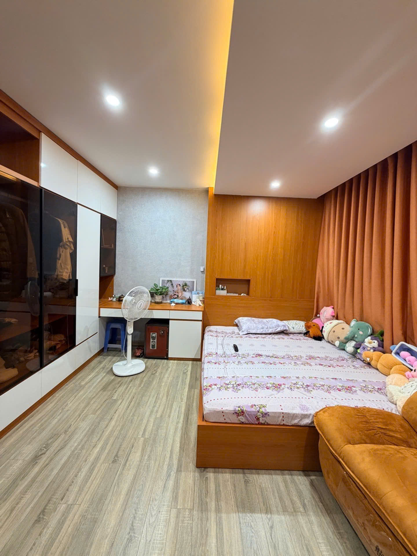 Bán nhà Nguyễn Văn Cừ, Long Biên 50m² x 5 tầng, phân lô, ô tô ở ngay. Dưới 10.9 tỷ 16009465