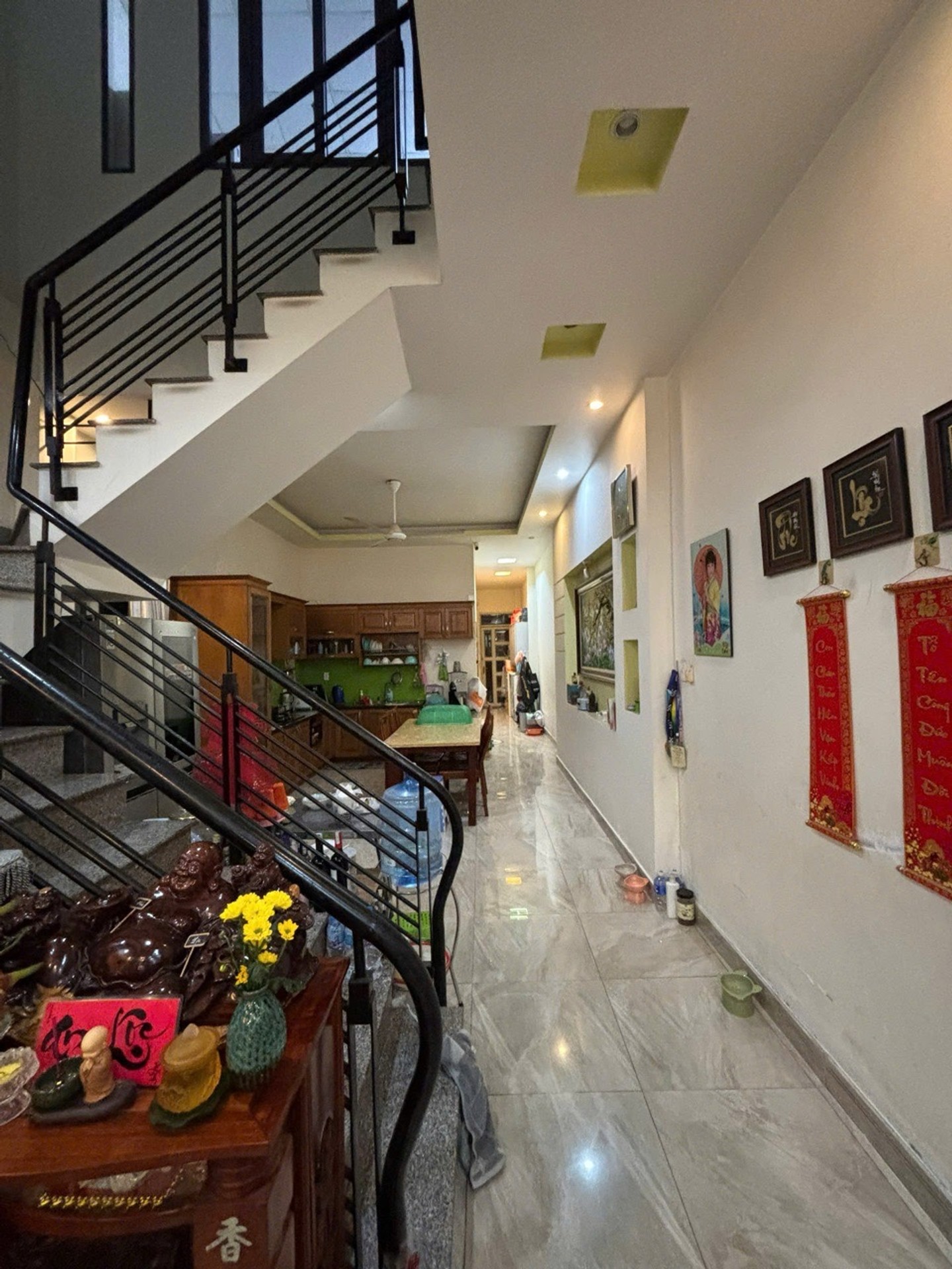 QUẬN 7 - GIAM SỐC SÂU 16009480