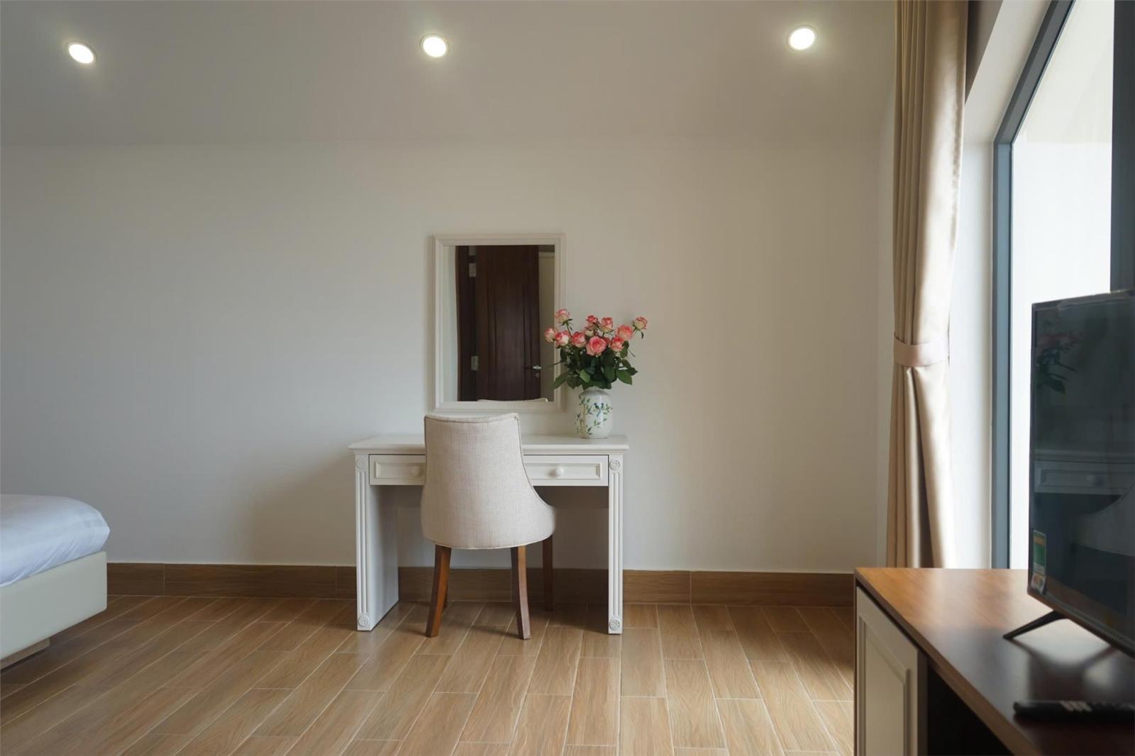 Sở Hữu 2 Căn Biệt Thự Nằm Trong Khu Villa KHU ROYAL Thiết Kế Hiện Đại, Sang Trọng - Đối Diện Mây 16009495