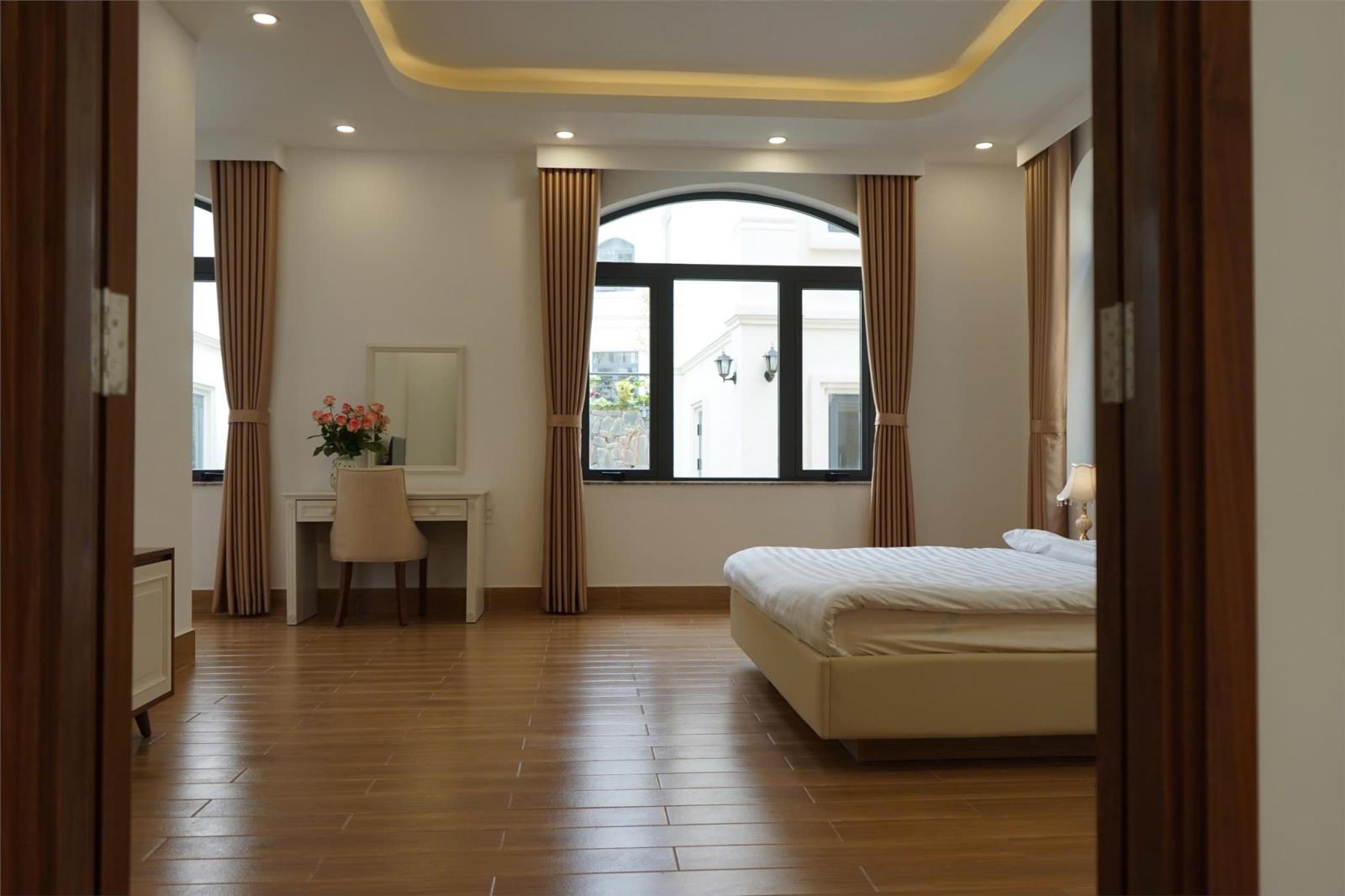 Sở Hữu 2 Căn Biệt Thự Nằm Trong Khu Villa KHU ROYAL Thiết Kế Hiện Đại, Sang Trọng - Đối Diện Mây 16009495