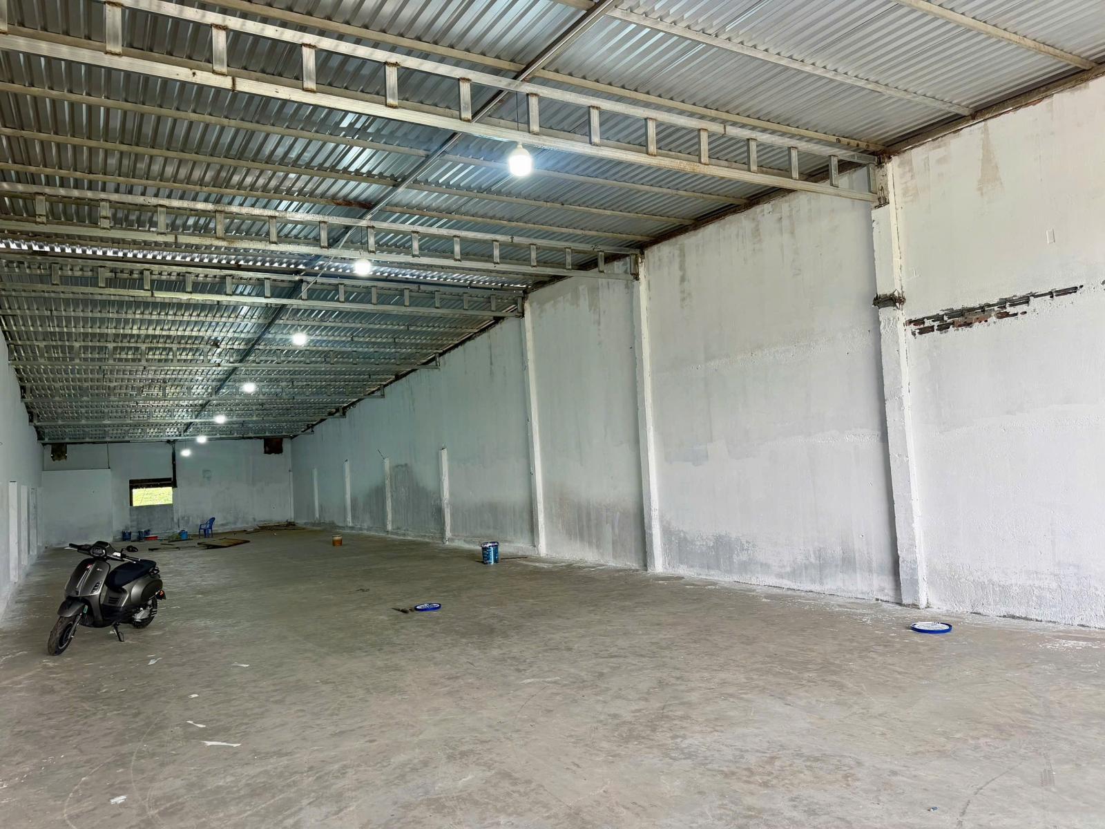CHO THUÊ KHO XƯỞNG MỚI – MẶT TIỀN ĐƯỜNG – XE TẢI LỚN RA VÀO THOẢI MÁI 16009502