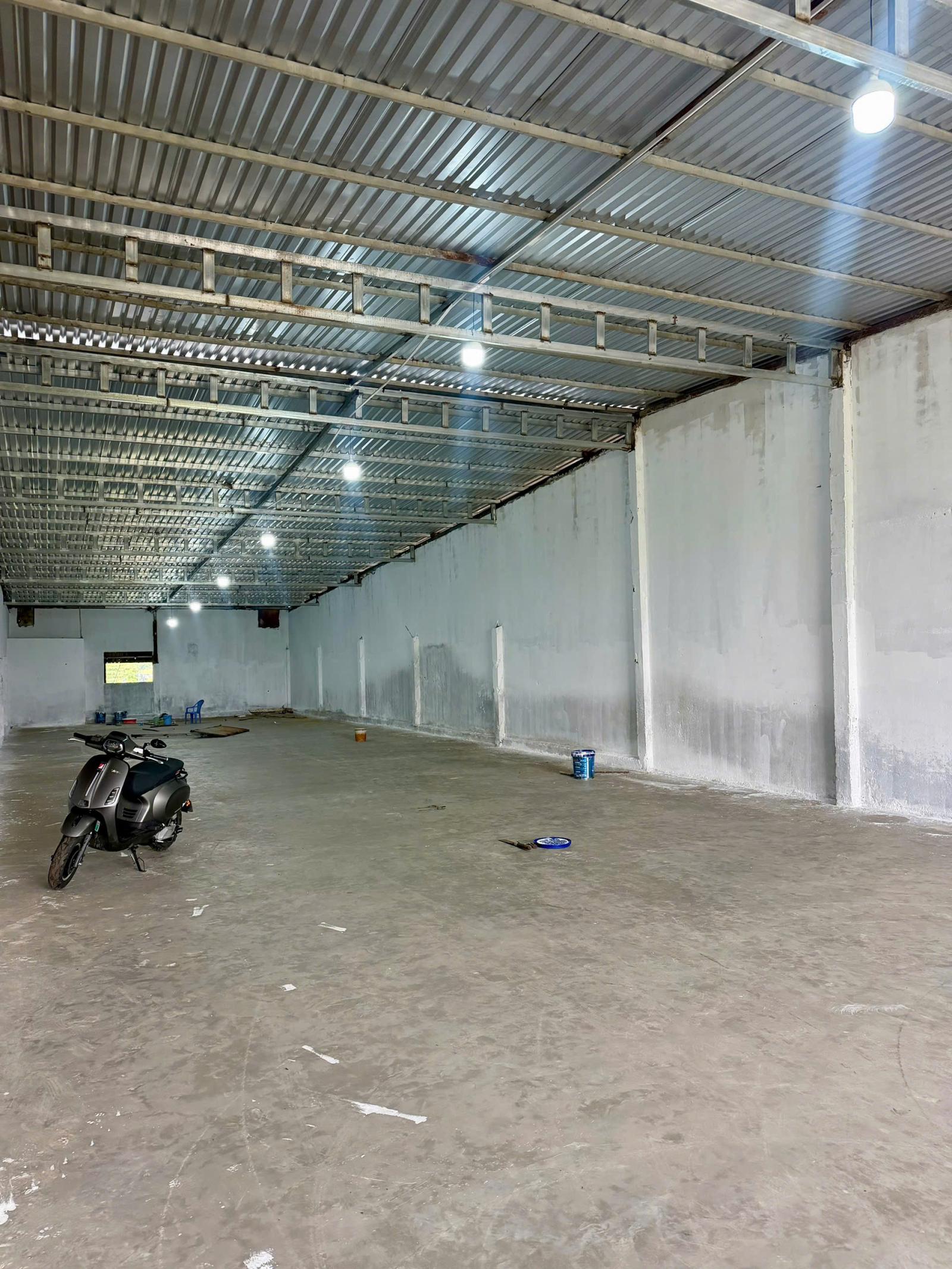 CHO THUÊ KHO XƯỞNG MỚI – MẶT TIỀN ĐƯỜNG – XE TẢI LỚN RA VÀO THOẢI MÁI 16009502