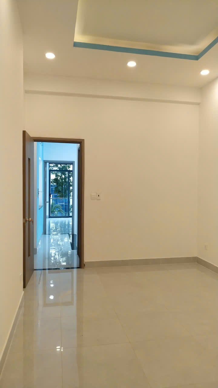 CHO THUÊ NHÀ NGUYÊN CĂN 3 TẦNG – MẶT TIỀN VÕ THỊ SÁU QUẬN 3 – GIÁ 35TR/TH. 16009517