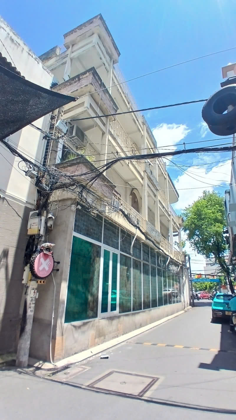 Bán nhà 2 Mặt tiền Thoại Ngọc Hầu - gần UBND Tân Phú, 5,6x33m, 3 tầng, Sổ A4, 19,9 Tỷ. 16009633
